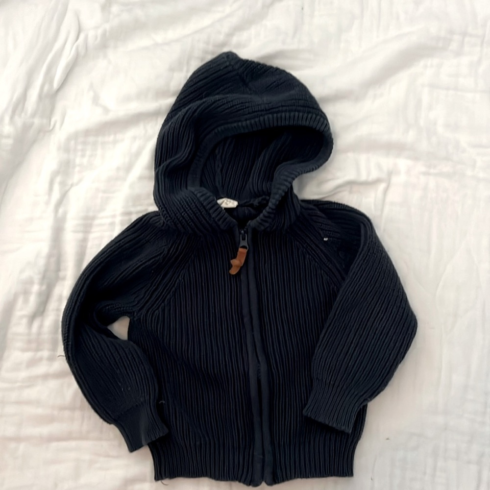 Goumi Zip Hoodie